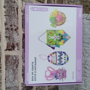 CREATOLOGY  BOX OF CRAFTS